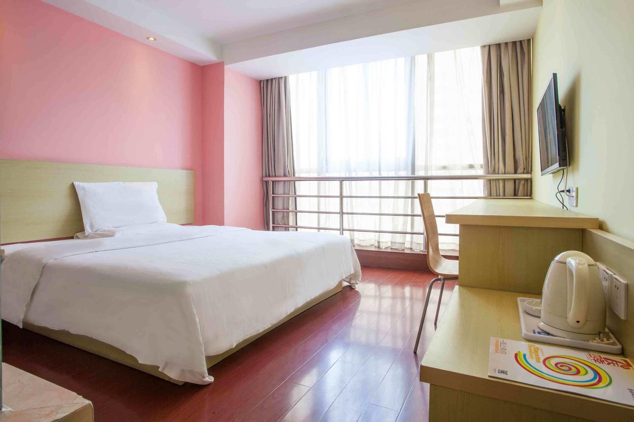 7Days Inn Shantou Coach Terminal Huang He Road Room photo