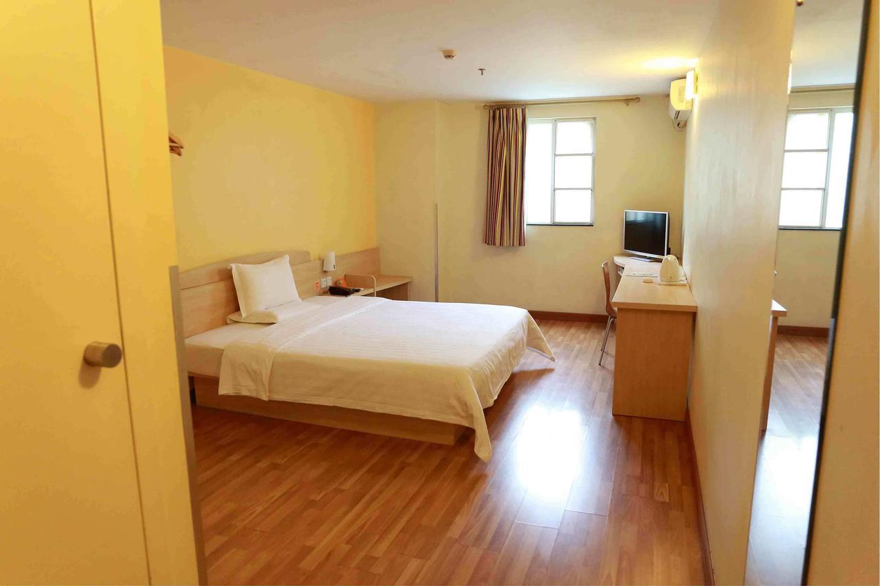 7Days Inn Shantou Coach Terminal Huang He Road Room photo